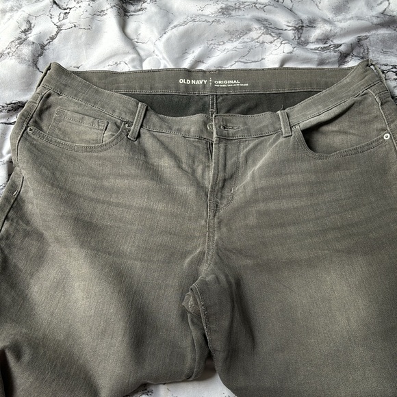 Old Navy Original Gray Mid-rise Jeans - Picture 3 of 6
